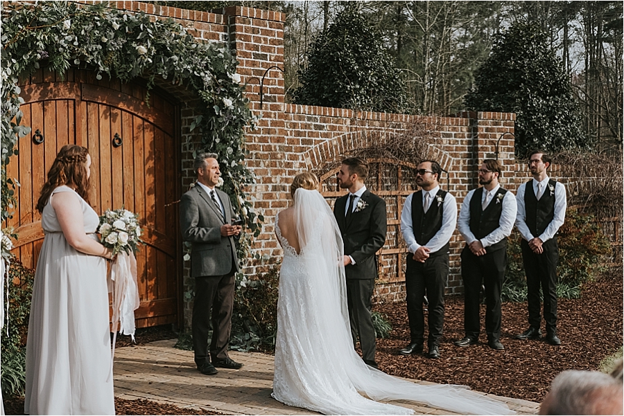 raleigh nc outdoor wedding photographer 