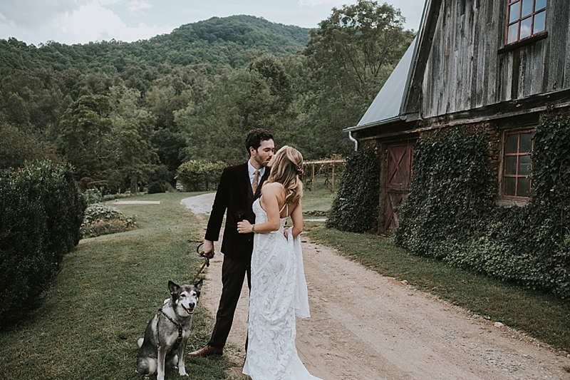 rustic wedding venue barn of chapel hill