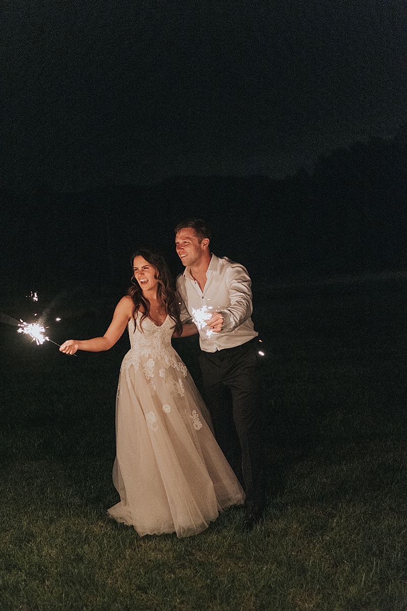 couples photos with sparklers