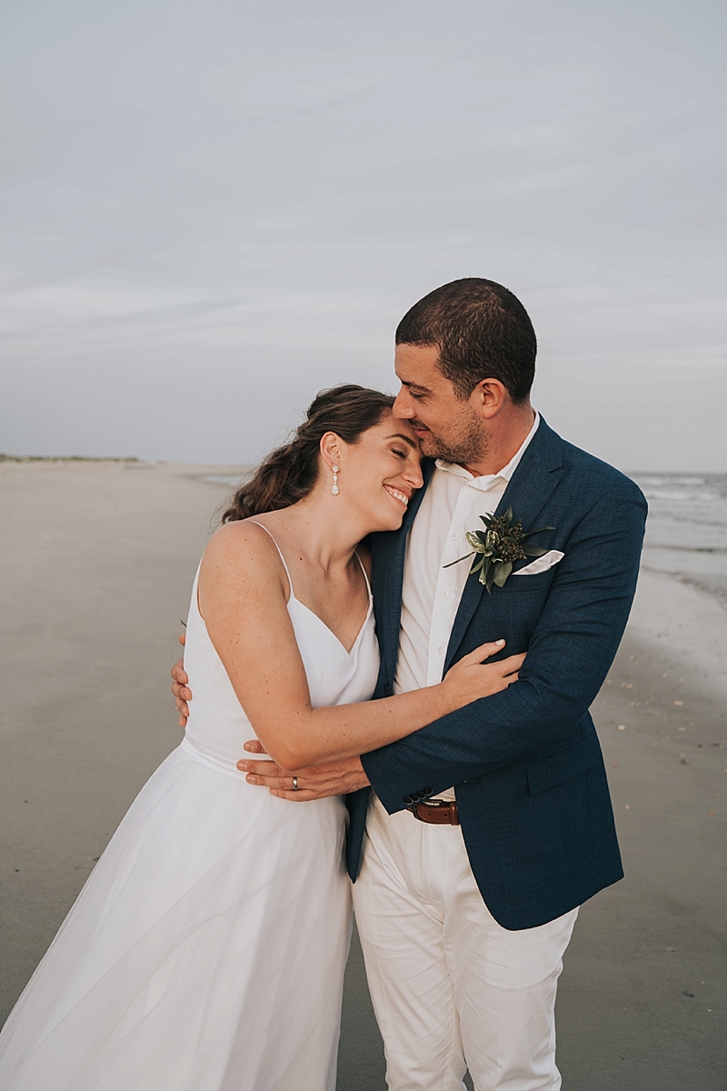 candid kauai Wedding Photographer