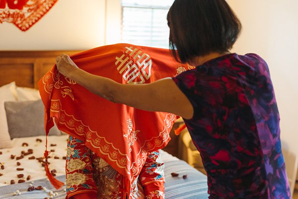 NYC bride and groom chinese wedding traditions