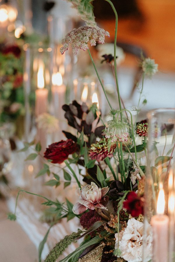 fall wedding table arrangements with queen annes lace