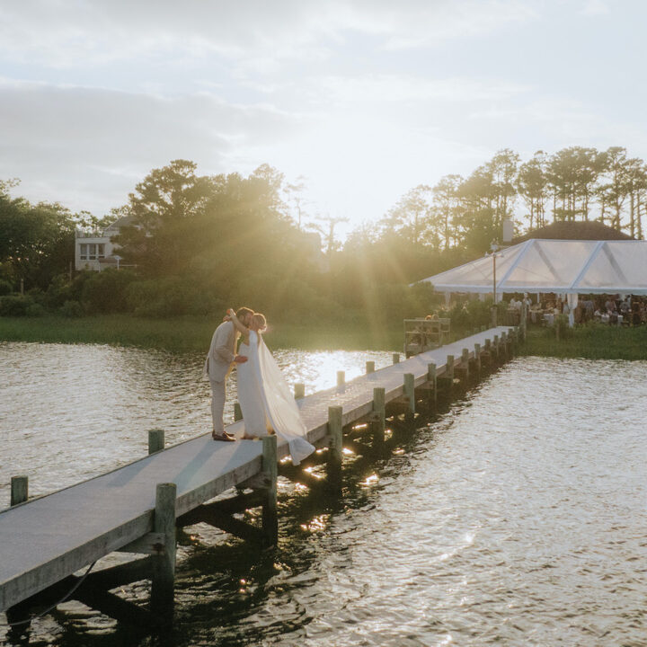 Colorful Coastal Beaufort Wedding in North Carolina | Documentary Wedding Photographer | Elise & Mark