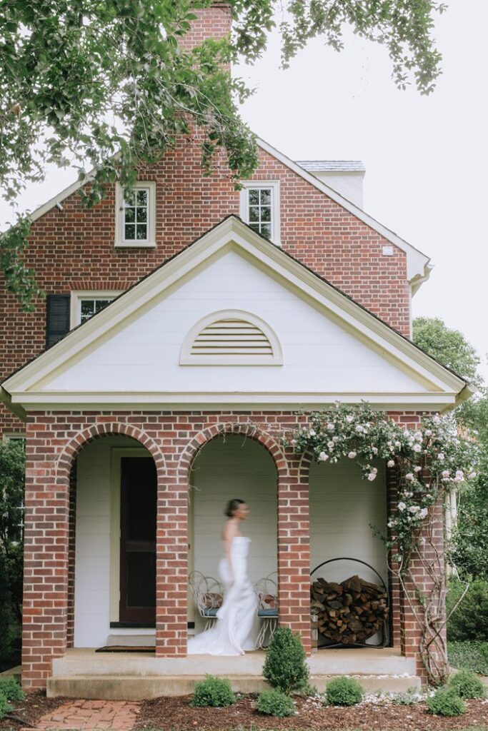 Virginian Hotel Wedding Lynchburg Wedding Photographer Documentary Candid Style x