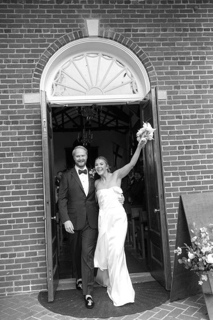 Virginian Hotel Wedding Lynchburg Wedding Photographer Documentary Candid Style x