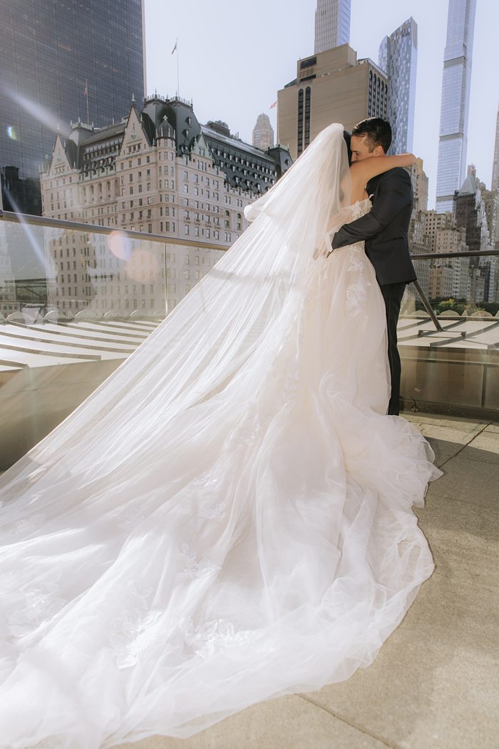 NYC Metropolitan Club Wedding Manhattan Wedding Photographer x