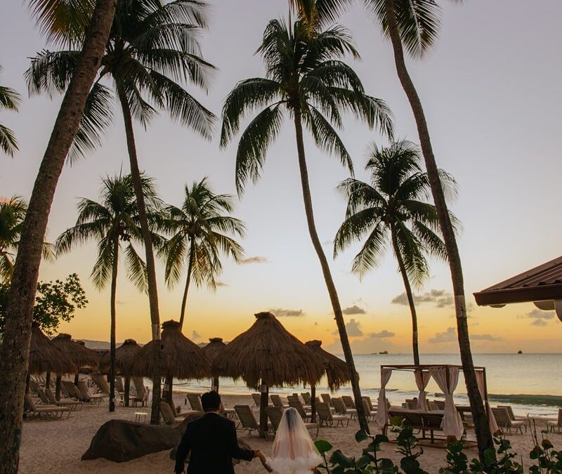 TOP BAHAMAS WEDDING PHOTOGRAPHER